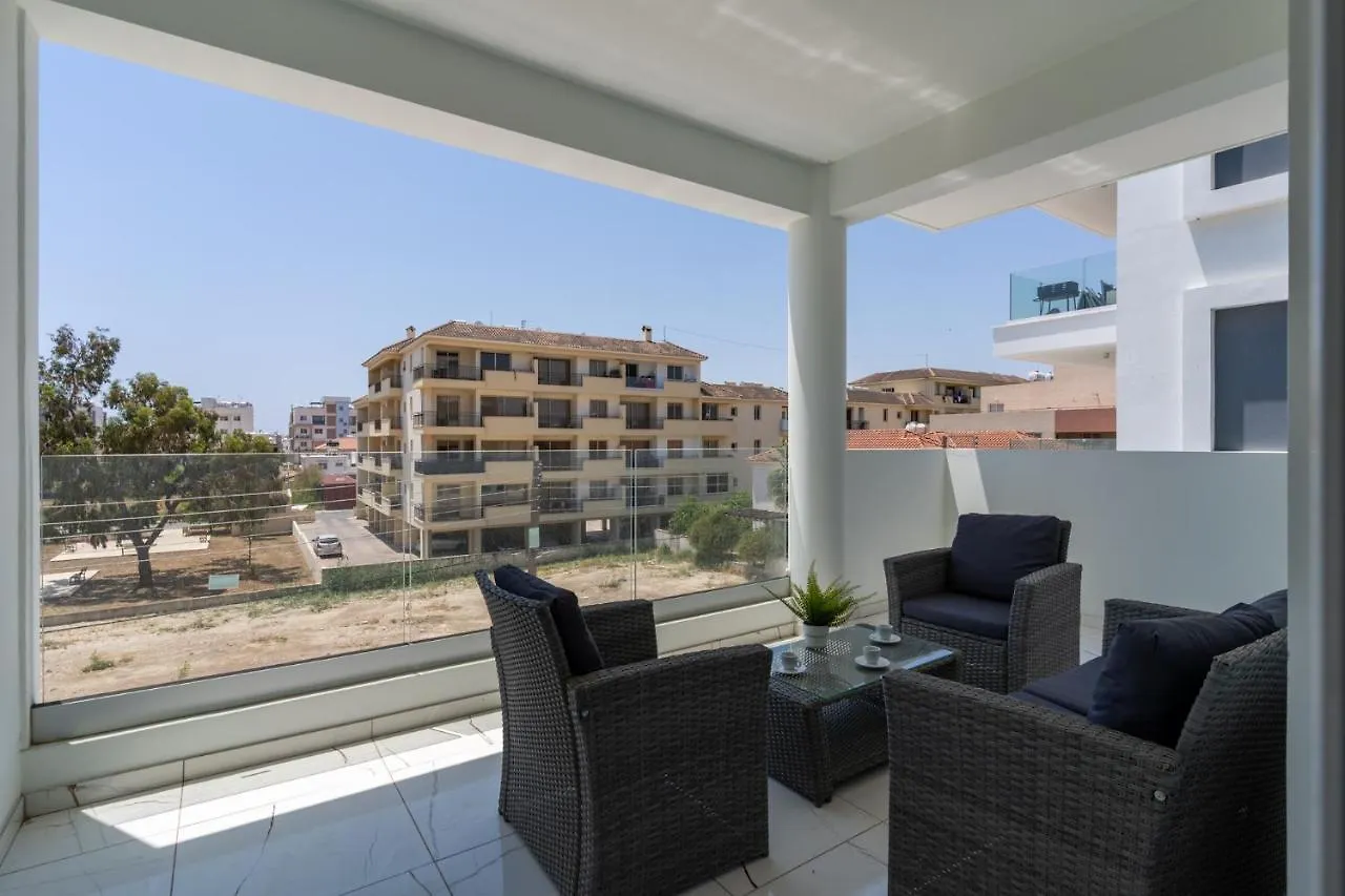 Roz Orchidea 1-Br Apt In لارنكا قبرص